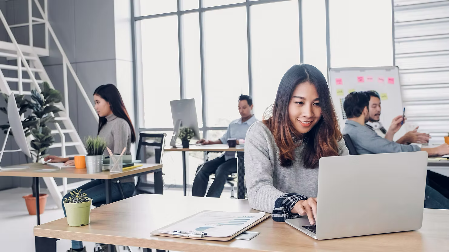 Why Businesses Benefit from Using Summa Cloud